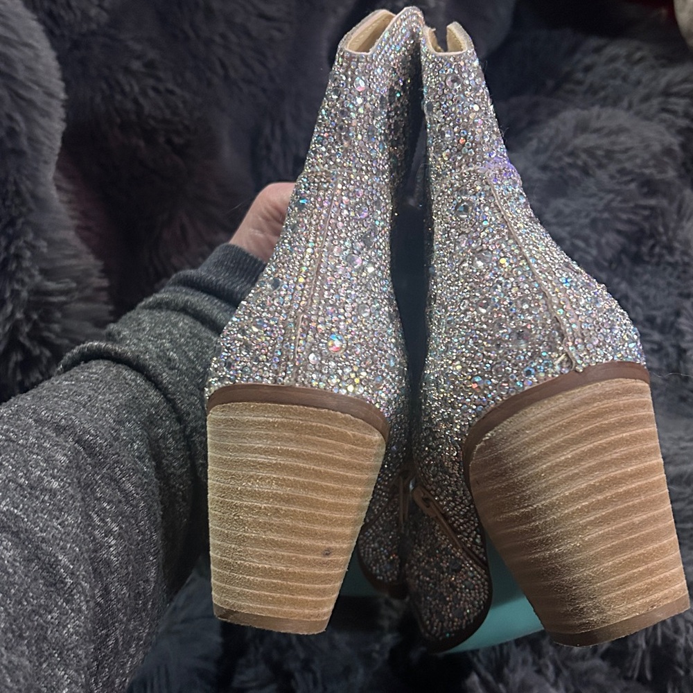 Betsey Johnson Pink Crystal Embellished Ankle Booties - Picture 6 of 7
